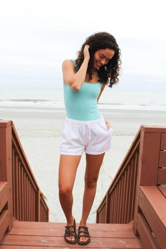 Vemoya SIMPLY SOUTHERN EVERYDAY SHORTS-WHITE